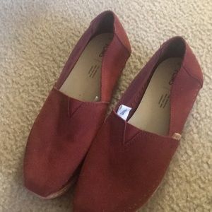 TOMS shoes